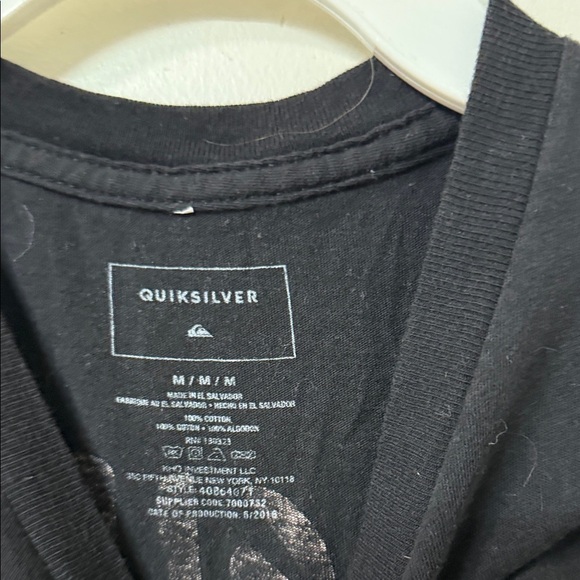 Quiksilver Black Tee with Tropical Logo - Picture 2 of 2